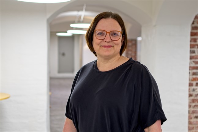 Miia Äkkinen.