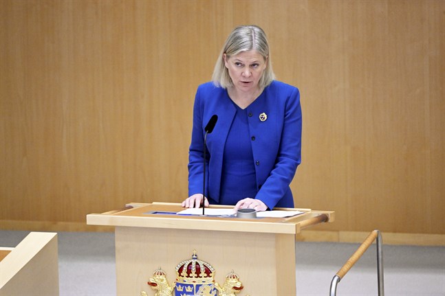 Sveriges statsminister Magdalena Andersson (S) under riksdagsdebatten om ett svenskt Natomedlemskap.
