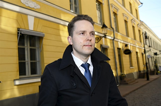 Forsknings- och kulturminister Petri Honkonen.