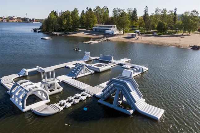 Vattenparken på Sandö har stängt för i år. Nästa sommar kommer den tillbaka.
