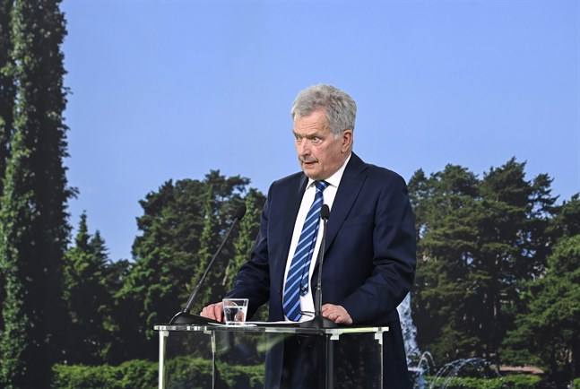 President Sauli Niinistö under Gullrandasamtalen. Redan då sa han "Sveriges sak är vår."