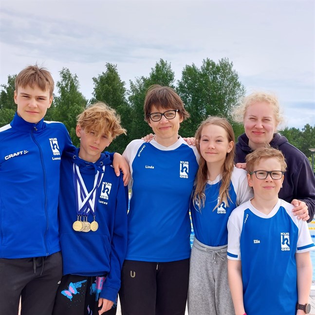 Elis Luomala, Lucas Girod, Linda Krokfors, Tara Maunola, Tiia Kivi och Alfons Luomala från GSS var på plats i junior-FM.
