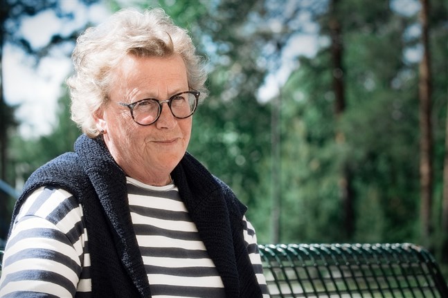 Jakobstadsbon Åsa Laxåback-Nyman går i pension i augusti. Efter över 40 år inom skolvärlden känner hon sig redo att anta nya utmaningar – två av alternativen som finns på bordet är studier och vikariat.