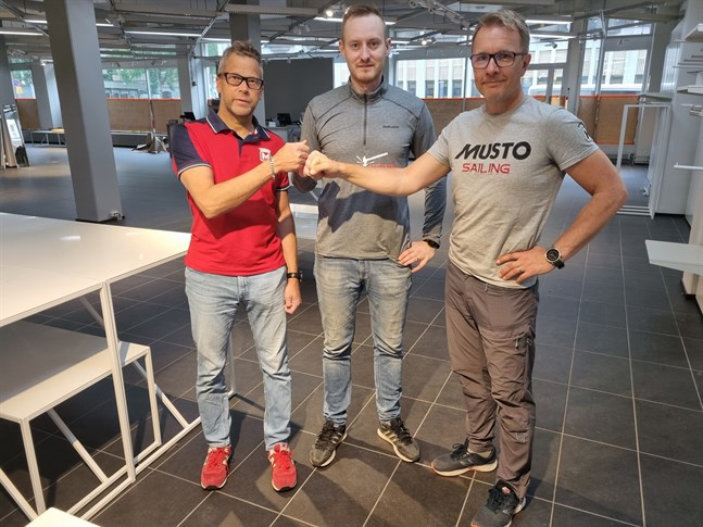 Stefan Boström, Filip Lund och Kim Aumanen i den nya lokalen på Rådhusgatan dit sportmagasinet Mattsson flyttar till hösten.