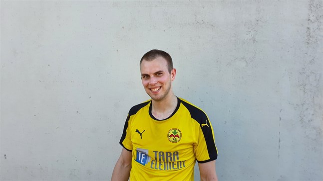 Marlo Brännkärr, matchens lirare i Nedervetil.
