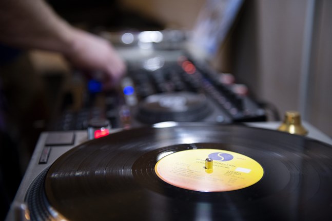 Snart går det att lyssna på flera stora Tiktok-hits på vinyl, när sociala medier-plattformen släpper musik fysiskt. Arkivbild.