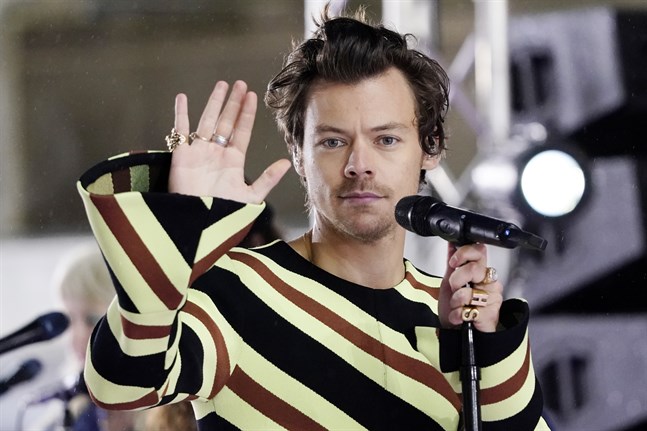 Harry Styles skriver direkt till fansen efter händelserna i Köpenhamn.