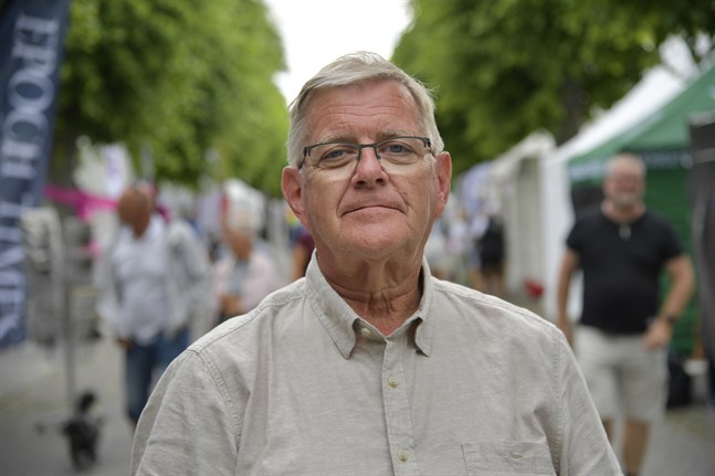 Lars Reuterberg ingrep när en gärningsman attackerade en person, troligen med kniv, vid Donners plats i Visby under Almedalsveckan.