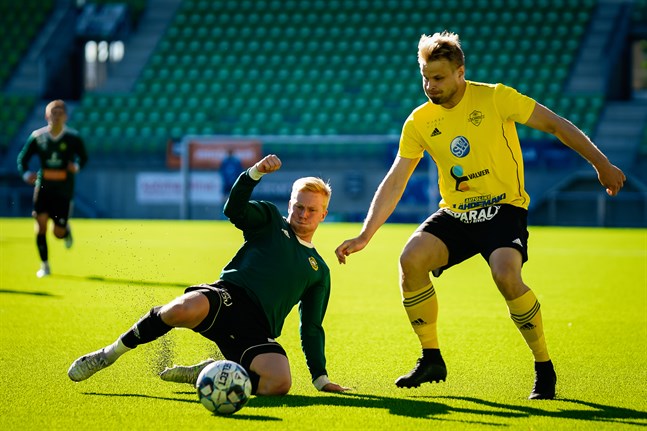 Lauri Karri och hans FC Kiisto hade en jobbig kväll på onsdagen när de åkte på en uddamålsförlust mot KPV/Akatemia.