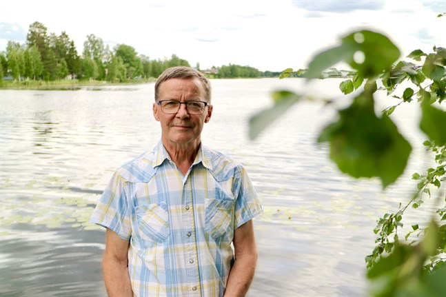Jan Ole Björkbacka är uppvuxen precis intill Heimsjön i Terjärv.