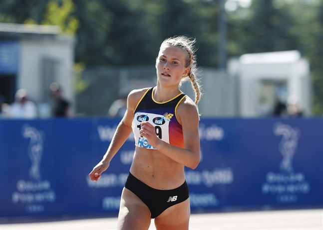 Nathalie Blomqvist jagar en EM-plats via ranking. Hon blev fjärde på 1500 meter i Jyväskylä på tisdagskvällen.