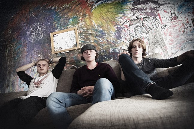 Toni Pöllänen, bas, Lenny Spåra, gitarr och André Asplund, sång bildade Inmania tidigare i år. Med är också trummisen Johan Öst som saknas på bild.