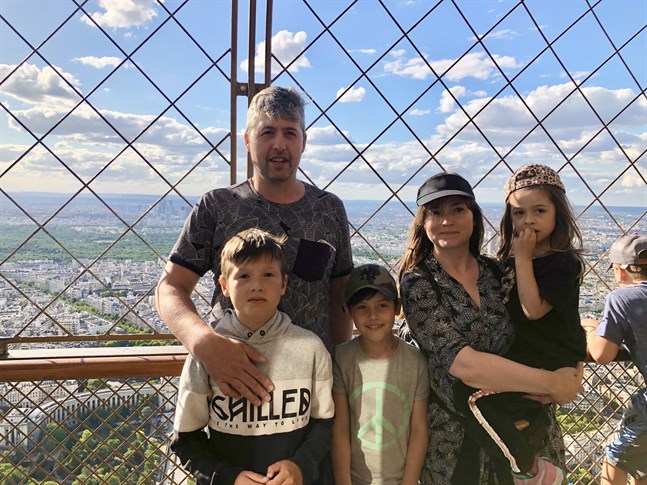 Jonas och Emma Konwalj tågluffade med barnen Felix, Victor och Maja i tre veckor. Eiffeltornet i Paris var en av höjdpunkterna på resan.