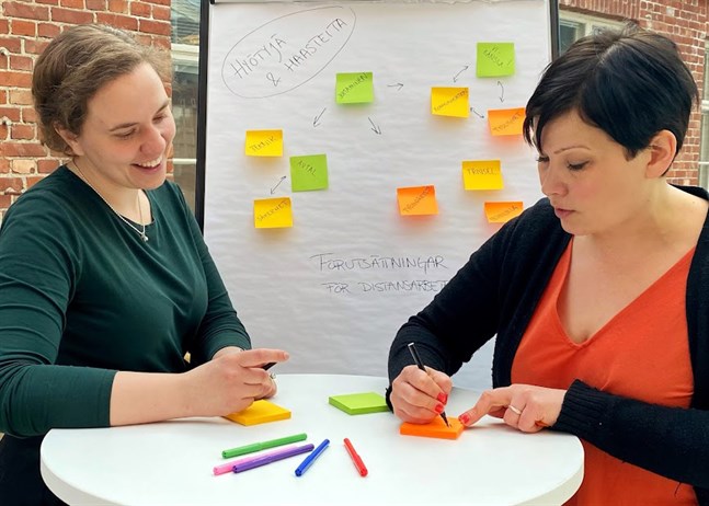 Malin Winberg, projektledare vid Yrkeshögskolan Novia och Pernilla Howard, projektledare vid yrkeshögskolan Centria.