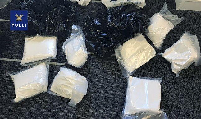 Bland den beslagtagna narkotikan finns bland annat amfetamin och ecstasy.
