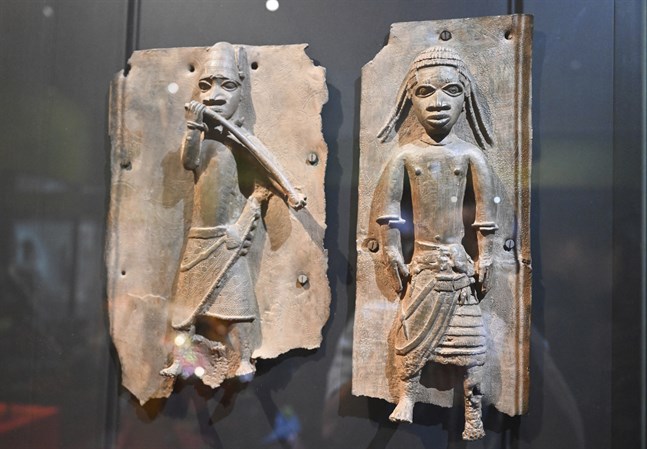 Beninbronser på ett museum i Tyskland, som också lämnat tillbaka beninbronser till Nigeria.