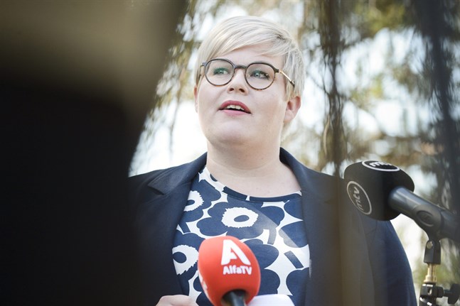 Annika Saarikkos förslag om ett extra barnbidrag hjälper inte de mest behövande, påpekar Maria Tolppanen.