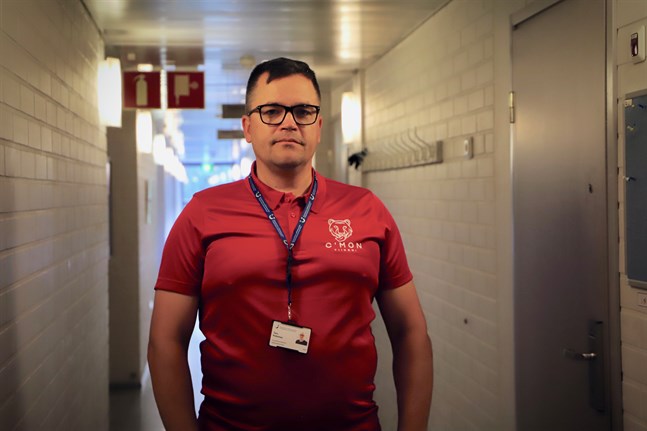 Tero Peltomaa är huvudförtroendeman för vårdfacket Tehys medlemmar i Vasanejden, specifikt för de som är anställda av välfärdsområdet.