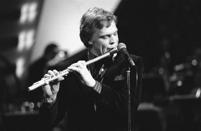 Vesa-Matti Loiri under ett uppträdande1980.