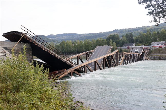 Trettenbron i Gudbrandsdalen har rasat samman.