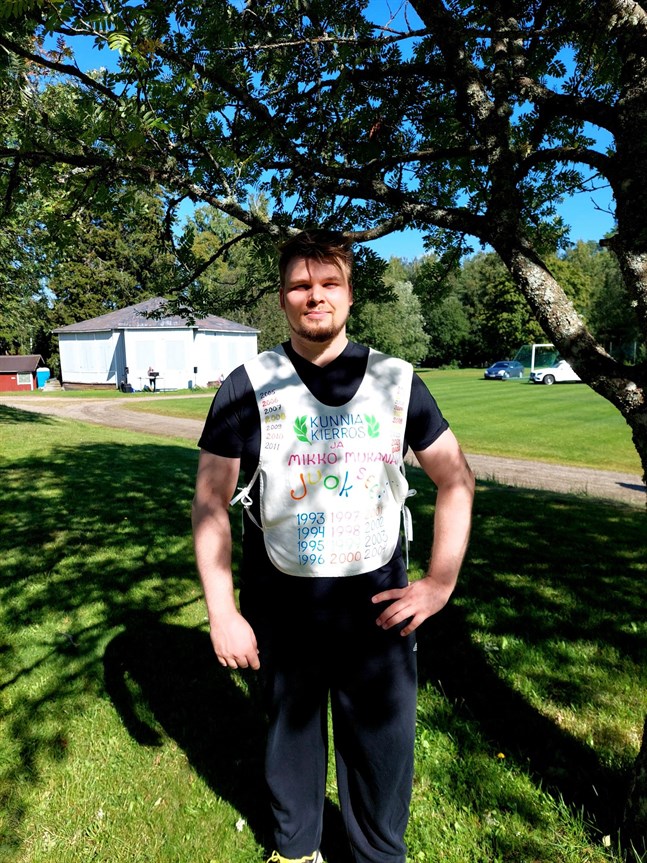 Mikko Koskiranta, trettio år gammal, har varit med i Ärevarvet i trettio år på raken.