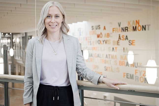 Hittills tycker Idamari Johansson att rektorsjobbet passar henne bra. Det är mycket nytt men jag gillar det omväxlande och sociala, säger hon.