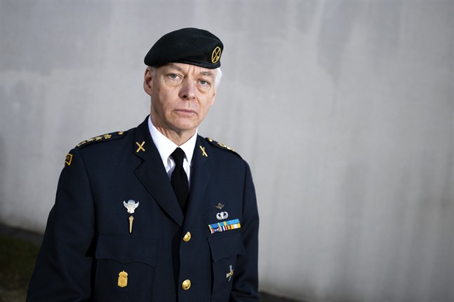 Joakim Paasikivi, överstelöjtnant och lärare i militärstrategi, säger att de ukrainska styrkorna "otvetydigt" skördar framgångar i nordöst. Arkivbild.