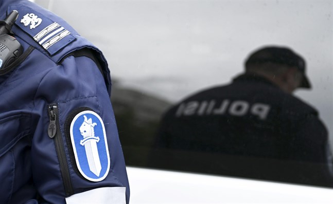 Polis.