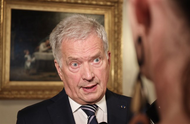President Sauli Niinistö anser att det behövs en mer enig syn hos de politiska partierna på Finlands svåra ekonomiska läge.