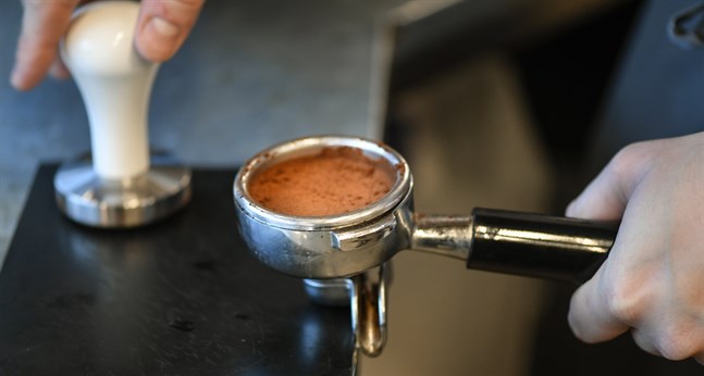 Kaffe eller rättare sagt kaffesump kan få nya användningsområden. Arkivbild.