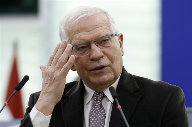 EU:s utrikeschef Josep Borrell har blixtinkallat EU:s utrikesministrar till ett krismöte. Mötet ska diskutera Vladimir Putins utvidgade aggression mot Ukraina.