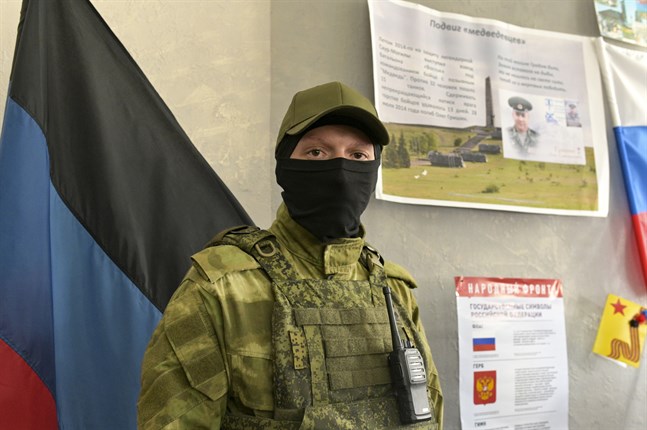 En vallokal i ryskockuperade Donetsk.